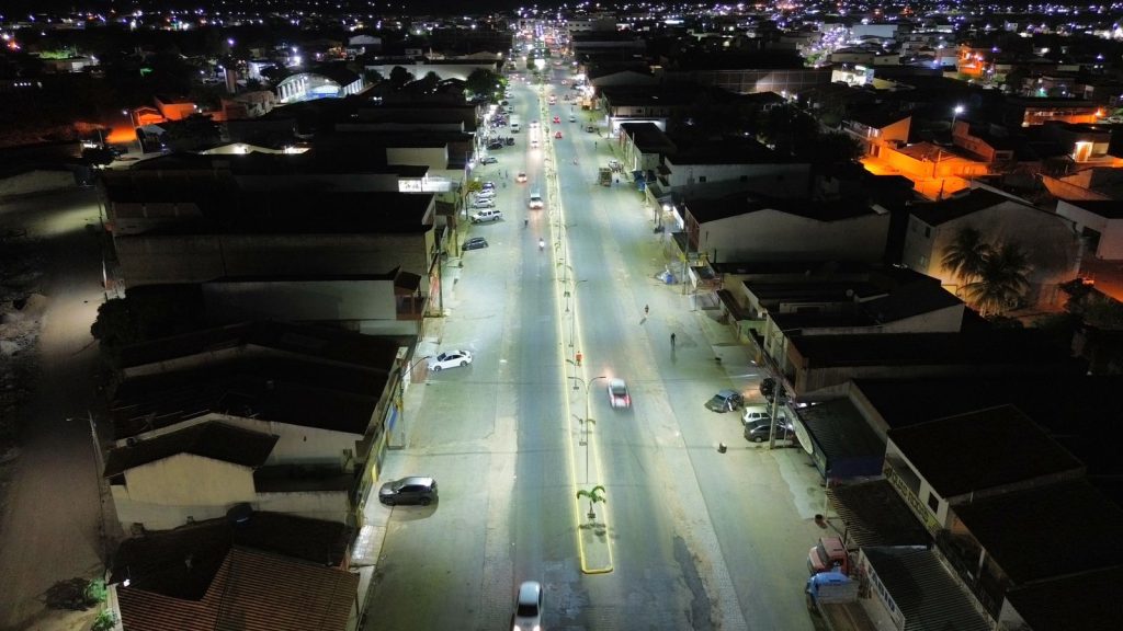 Ilumonacao Ouricuri Avenida Fernando Bezerra Noite 1 1024x576