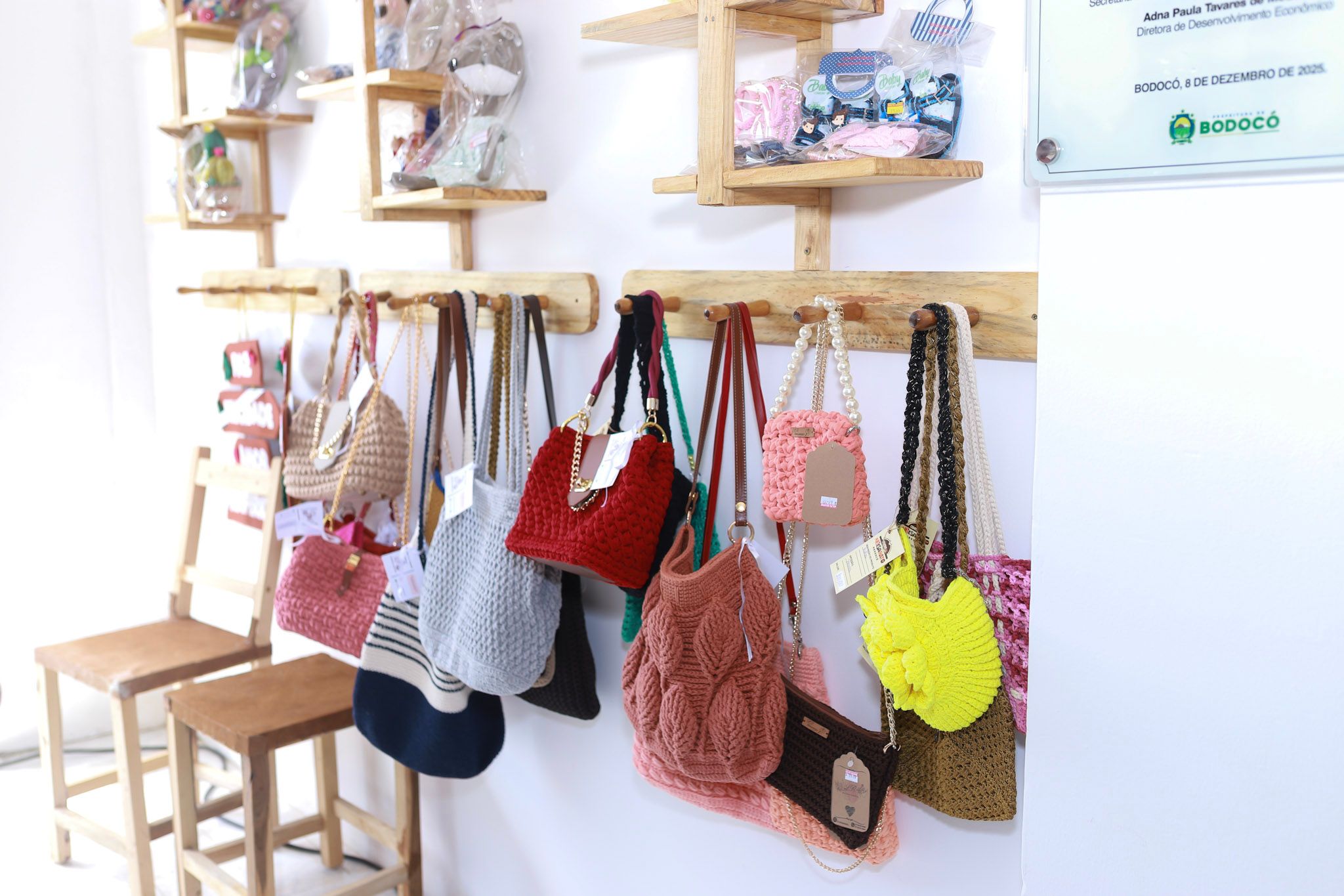 53a3fca7c8cc57d5950c3ee70d83367f 85